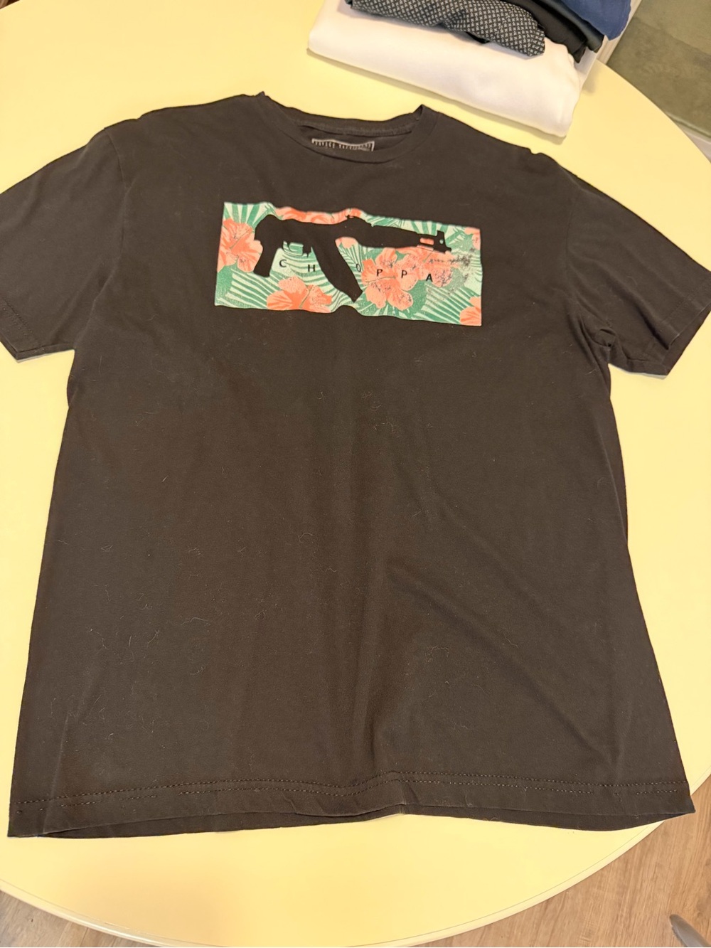Men's Black Short-Sleeve Graphic Crewneck T-Shirt with Floral Box Print